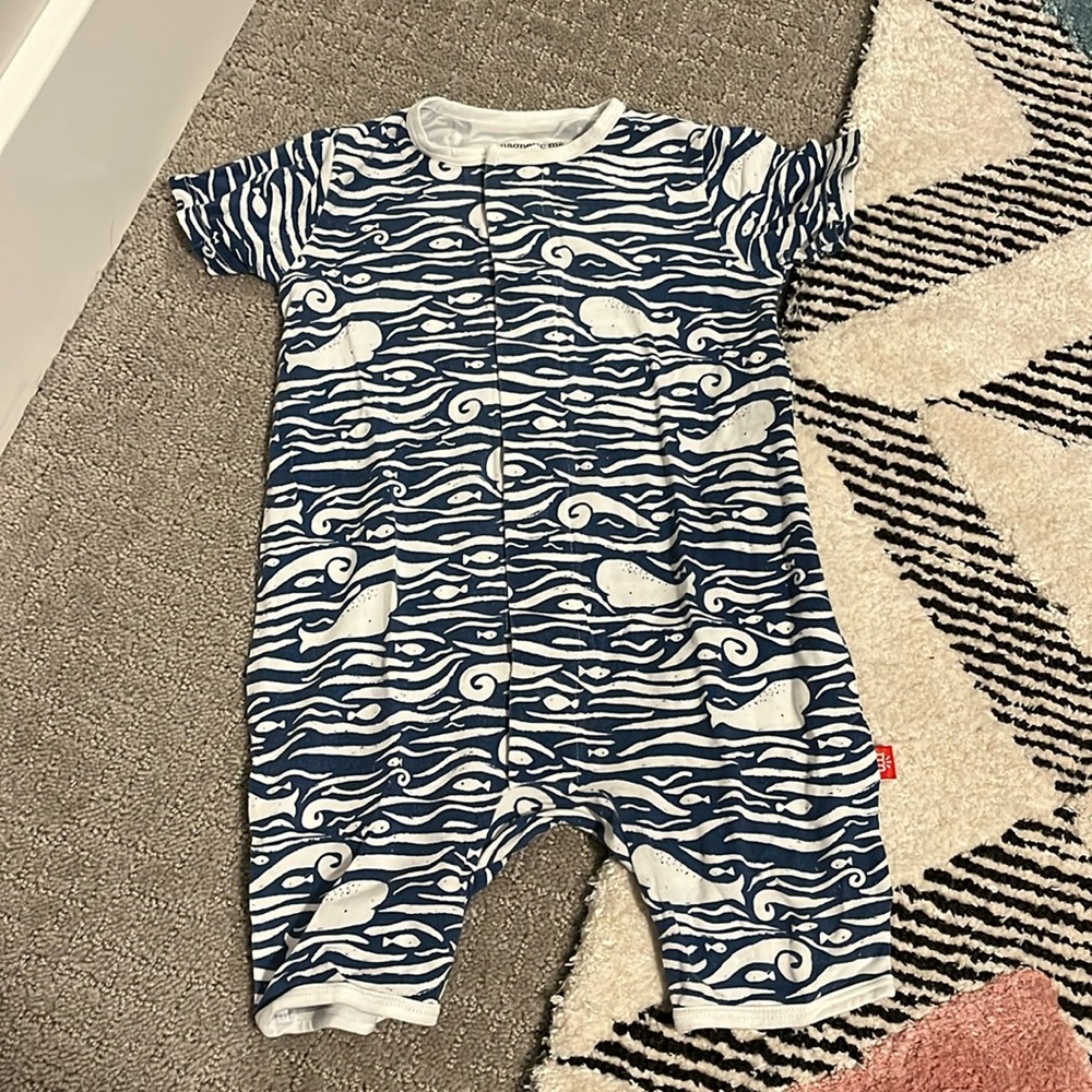 Magnetic me whales one piece